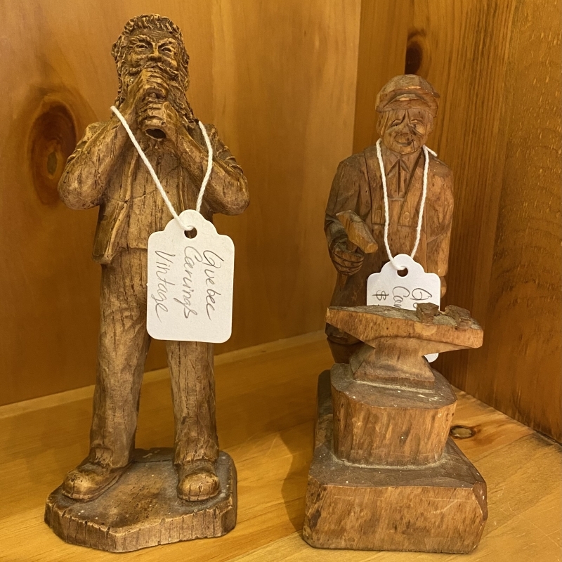 2 Quebec Carvings  Vintage / Mint Condition